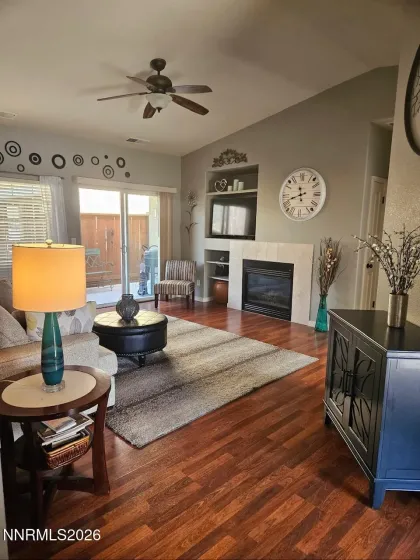 2060 Tivoli, Sparks, Nevada 89434, 2 Bedrooms Bedrooms, ,2 BathroomsBathrooms,Residential,Residential,Tivoli,260001775