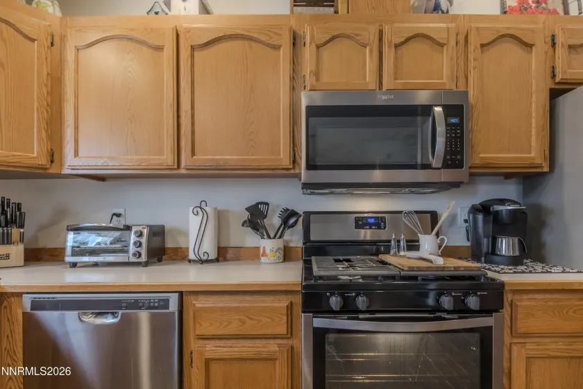 2875 Horseshoe, Fernley, Nevada 89408, 3 Bedrooms Bedrooms, ,2 BathroomsBathrooms,Residential,Residential,Horseshoe,260001777