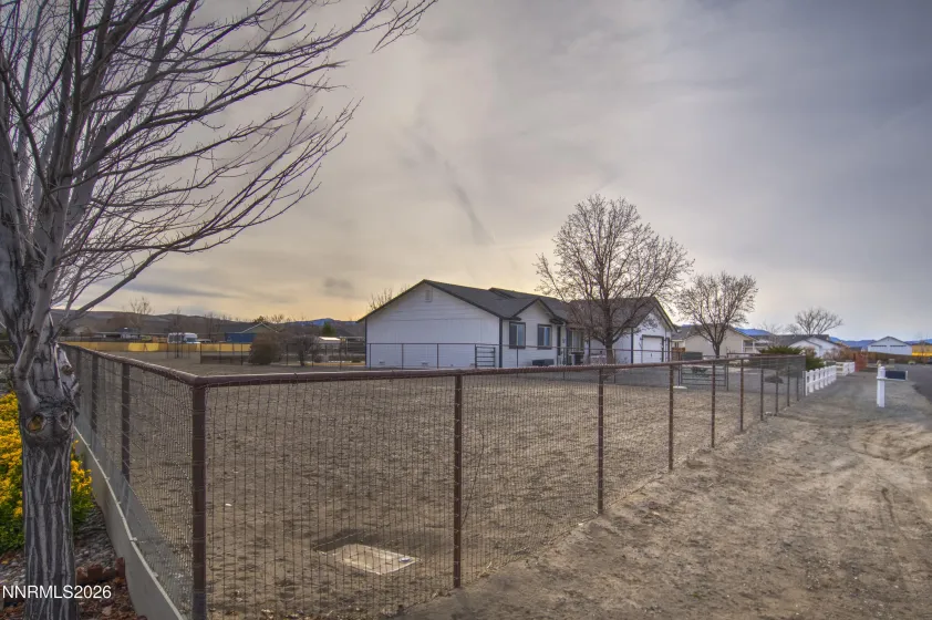 2875 Horseshoe, Fernley, Nevada 89408, 3 Bedrooms Bedrooms, ,2 BathroomsBathrooms,Residential,Residential,Horseshoe,260001777