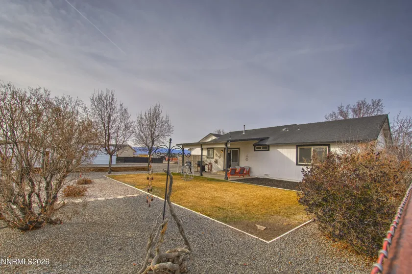 2875 Horseshoe, Fernley, Nevada 89408, 3 Bedrooms Bedrooms, ,2 BathroomsBathrooms,Residential,Residential,Horseshoe,260001777