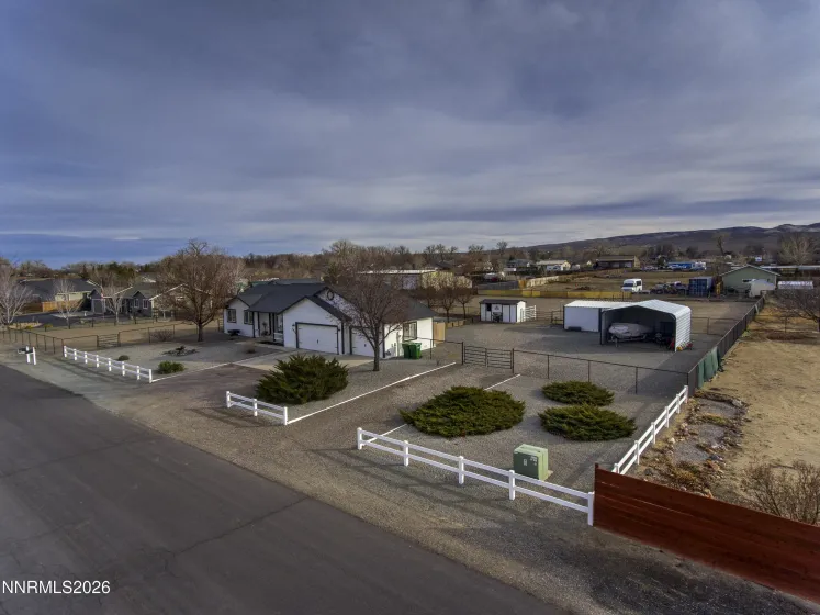 2875 Horseshoe, Fernley, Nevada 89408, 3 Bedrooms Bedrooms, ,2 BathroomsBathrooms,Residential,Residential,Horseshoe,260001777