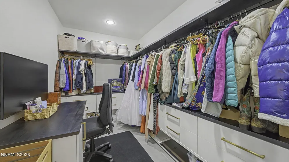 2170 Hunter Lake, Reno, Nevada 89509, 5 Bedrooms Bedrooms, ,4 BathroomsBathrooms,Residential,Residential,Hunter Lake,260001778