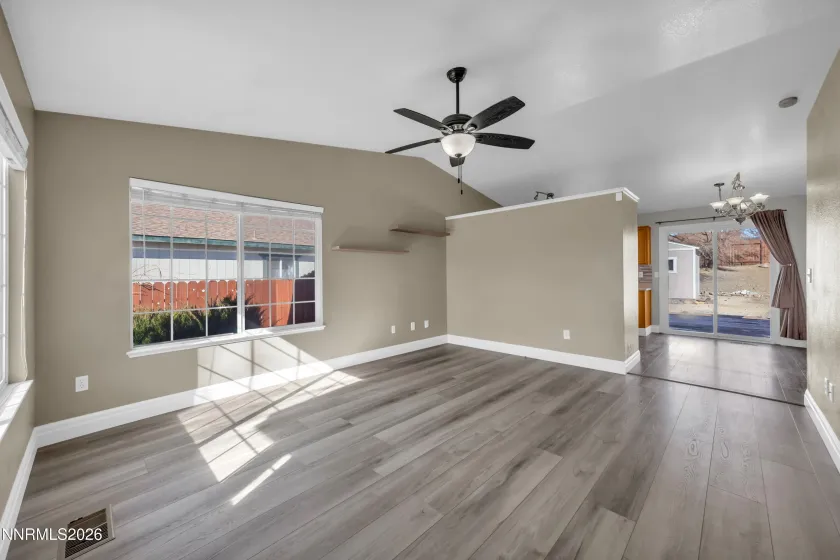 7295 Raphael, Sun Valley, Nevada 89433, 3 Bedrooms Bedrooms, ,2 BathroomsBathrooms,Residential,Residential,Raphael,260001781