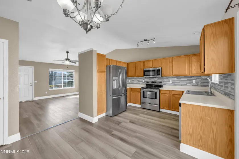 7295 Raphael, Sun Valley, Nevada 89433, 3 Bedrooms Bedrooms, ,2 BathroomsBathrooms,Residential,Residential,Raphael,260001781