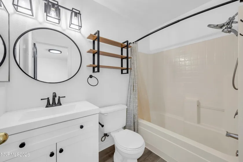 7295 Raphael, Sun Valley, Nevada 89433, 3 Bedrooms Bedrooms, ,2 BathroomsBathrooms,Residential,Residential,Raphael,260001781