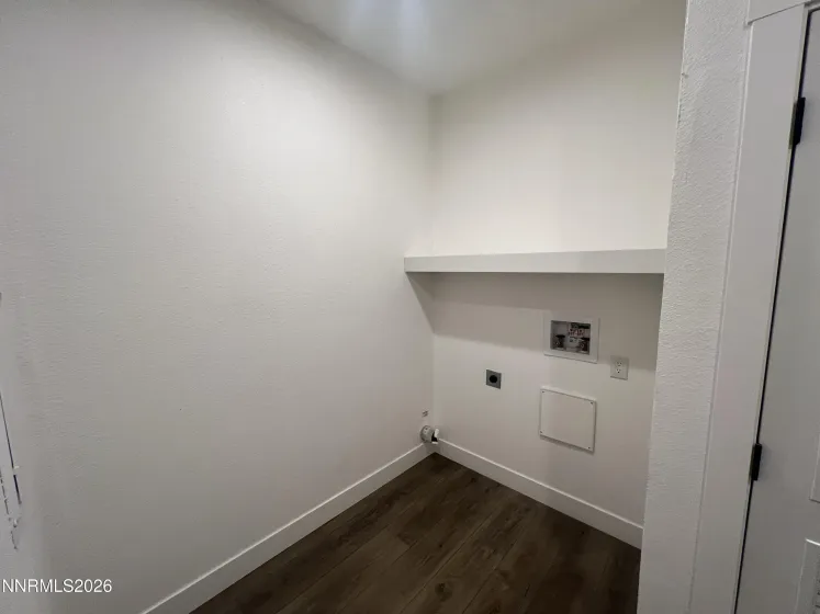 5370 Carol, Sun Valley, Nevada 89433, 4 Bedrooms Bedrooms, ,3 BathroomsBathrooms,Residential,Residential,Carol,260001780