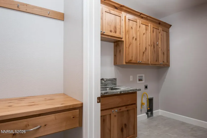 2037 East Valley, Minden, Nevada 89423, 4 Bedrooms Bedrooms, ,4 BathroomsBathrooms,Residential,Residential,East Valley,260001796