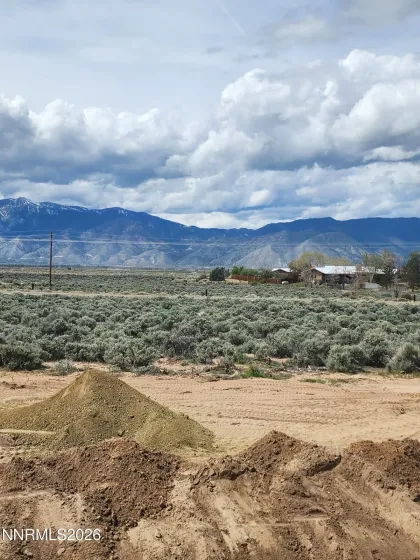 2037 East Valley, Minden, Nevada 89423, 4 Bedrooms Bedrooms, ,4 BathroomsBathrooms,Residential,Residential,East Valley,260001796
