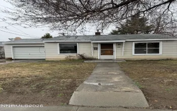 815 Casazza, Reno, Nevada 89502, 2 Bedrooms Bedrooms, ,1 BathroomBathrooms,Residential,Residential,Casazza,260001805