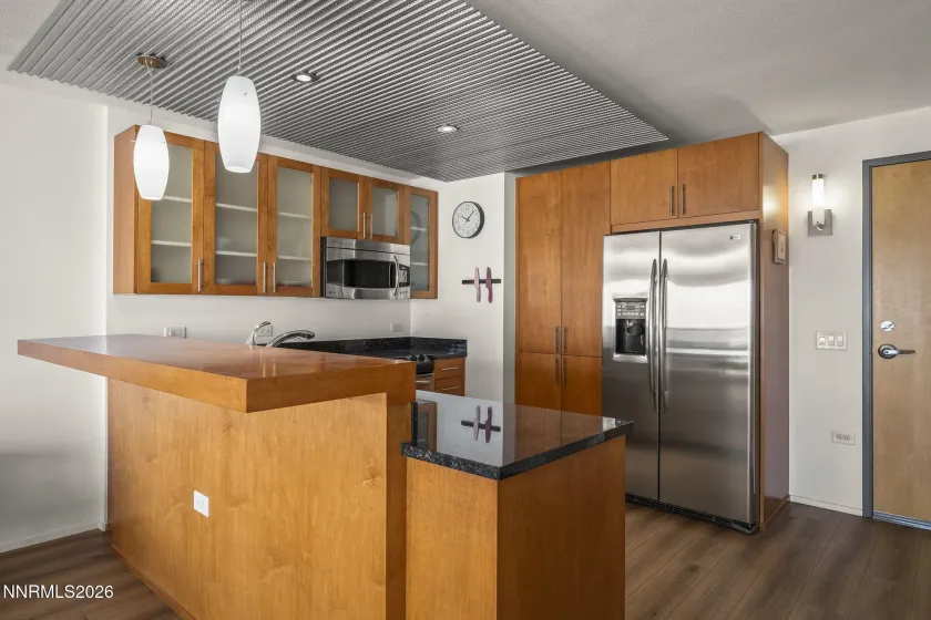 255 Sierra, Reno, Nevada 89501, 1 Bedroom Bedrooms, ,1 BathroomBathrooms,Residential,Residential,Sierra,260001807