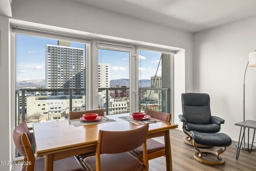 255 Sierra, Reno, Nevada 89501, 1 Bedroom Bedrooms, ,1 BathroomBathrooms,Residential,Residential,Sierra,260001807