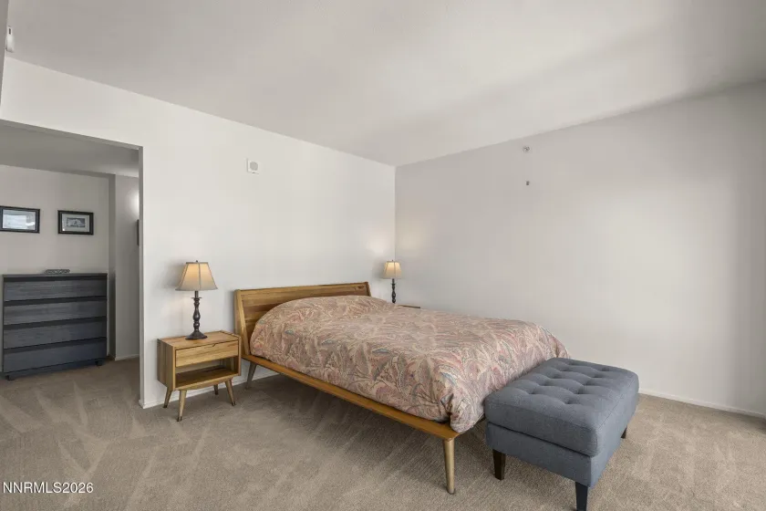 255 Sierra, Reno, Nevada 89501, 1 Bedroom Bedrooms, ,1 BathroomBathrooms,Residential,Residential,Sierra,260001807