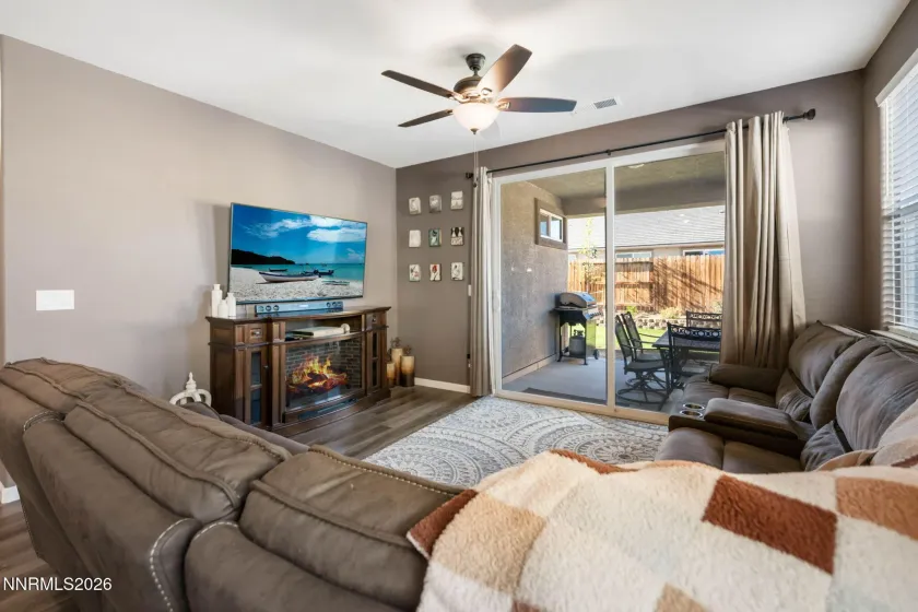 107 Finney, Dayton, Nevada 89403, 3 Bedrooms Bedrooms, ,2 BathroomsBathrooms,Residential,Residential,Finney,260001808