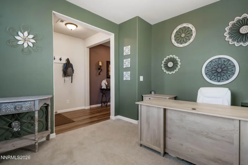 107 Finney, Dayton, Nevada 89403, 3 Bedrooms Bedrooms, ,2 BathroomsBathrooms,Residential,Residential,Finney,260001808