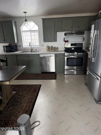 14 Boyd, Round Mountain, Nevada 89045, 3 Bedrooms Bedrooms, ,2 BathroomsBathrooms,Residential,Residential,Boyd,260001809