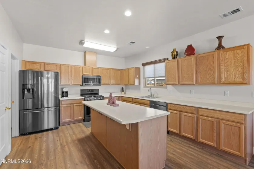 148 Pebble, Dayton, Nevada 89403, 3 Bedrooms Bedrooms, ,2 BathroomsBathrooms,Residential,Residential,Pebble,260001811