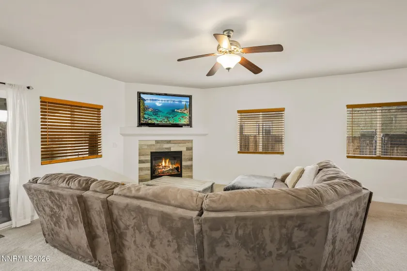 7572 Gold, Reno, Nevada 89506, 3 Bedrooms Bedrooms, ,2 BathroomsBathrooms,Residential,Residential,Gold,260001815