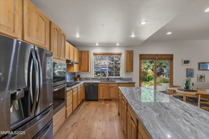 6831 Island Queen, Sparks, Nevada 89436, 4 Bedrooms Bedrooms, ,2 BathroomsBathrooms,Residential,Residential,Island Queen,250051449