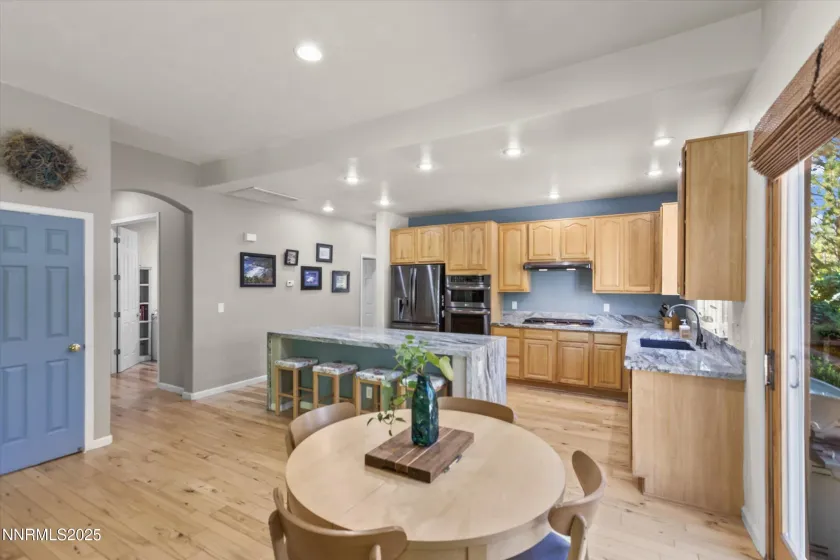 6831 Island Queen, Sparks, Nevada 89436, 4 Bedrooms Bedrooms, ,2 BathroomsBathrooms,Residential,Residential,Island Queen,250051449