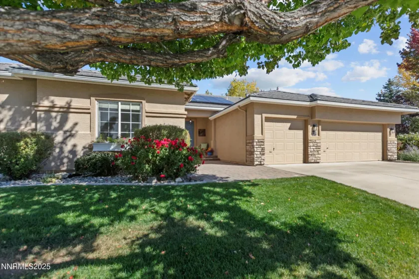 6831 Island Queen, Sparks, Nevada 89436, 4 Bedrooms Bedrooms, ,2 BathroomsBathrooms,Residential,Residential,Island Queen,250051449