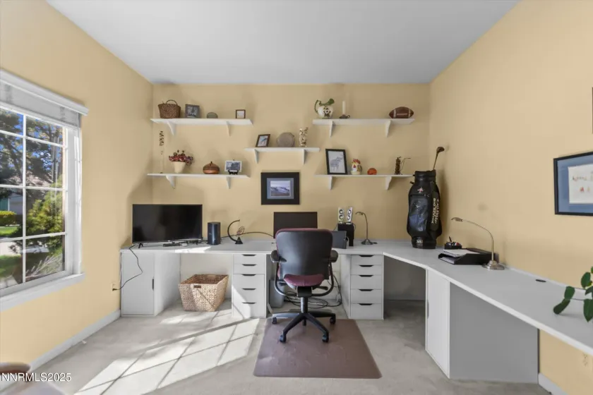 6831 Island Queen, Sparks, Nevada 89436, 4 Bedrooms Bedrooms, ,2 BathroomsBathrooms,Residential,Residential,Island Queen,250051449