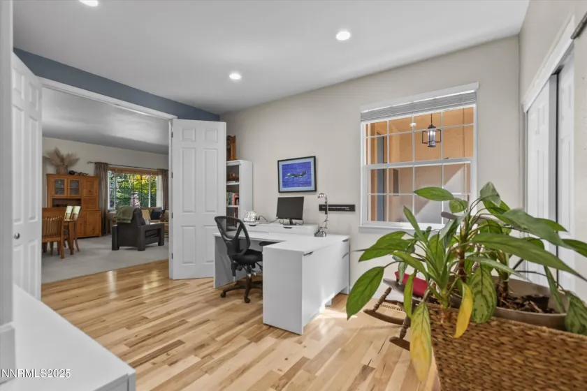 6831 Island Queen, Sparks, Nevada 89436, 4 Bedrooms Bedrooms, ,2 BathroomsBathrooms,Residential,Residential,Island Queen,250051449