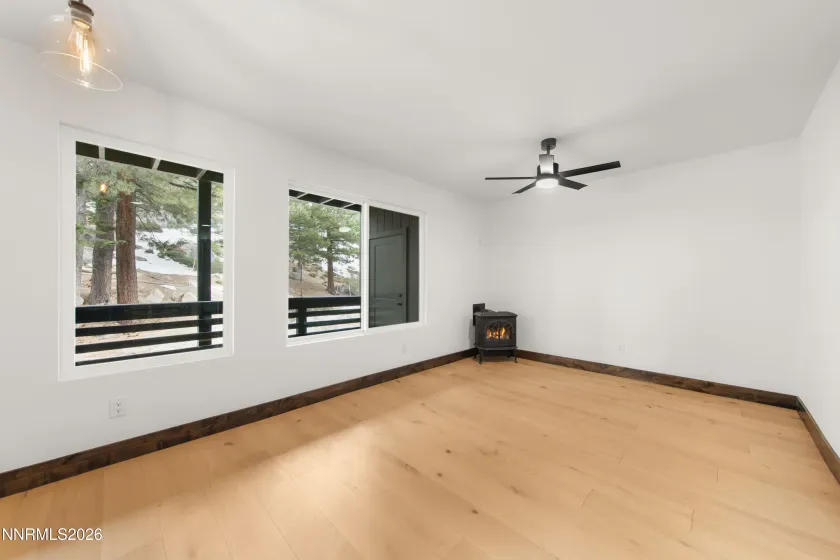 307 Galaxy, Stateline, Nevada 89449, 2 Bedrooms Bedrooms, ,1 BathroomBathrooms,Residential,Residential,Galaxy,260001820