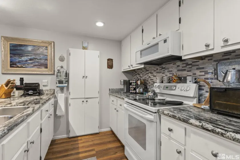 321 Ski, Incline Village, Nevada 89451, 4 Bedrooms Bedrooms, ,3 BathroomsBathrooms,Residential,Residential,Ski,250000903