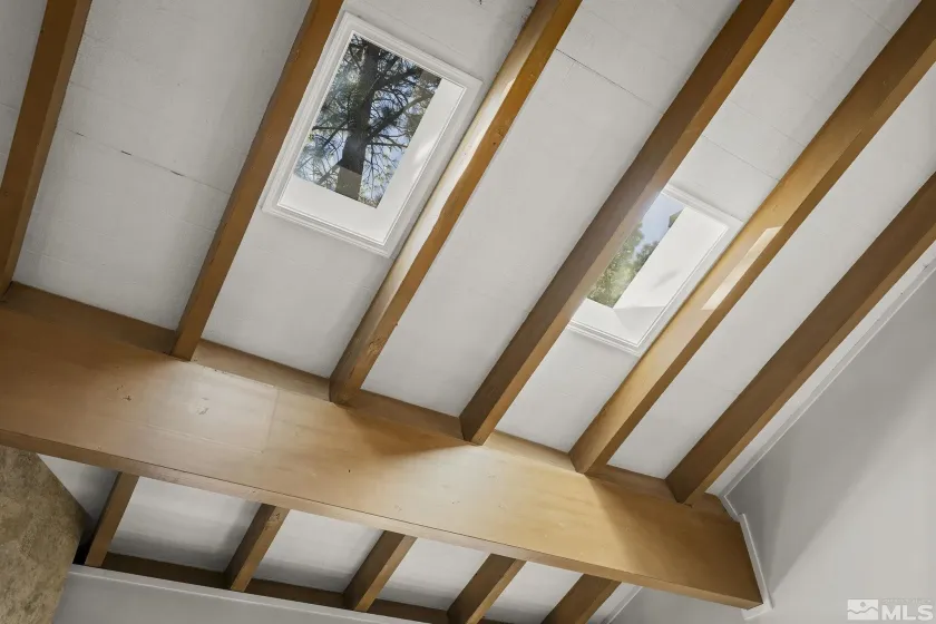 321 Ski, Incline Village, Nevada 89451, 4 Bedrooms Bedrooms, ,3 BathroomsBathrooms,Residential,Residential,Ski,250000903