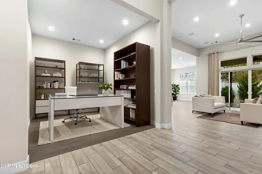 719 W Pleasant Oak, Reno, Nevada 89511, 3 Bedrooms Bedrooms, ,4 BathroomsBathrooms,Residential,Residential,W Pleasant Oak,260001822