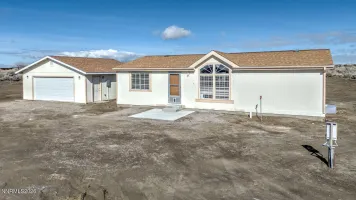 6312 Sierra, Fallon, Nevada 89406, 3 Bedrooms Bedrooms, ,2 BathroomsBathrooms,Residential,Residential,Sierra,260001823 6312 Sierra, Fallon, Nevada 89406, 3 Bedrooms Bedrooms, ,2 BathroomsBathrooms,Residential,Residential,Sierra,260001823