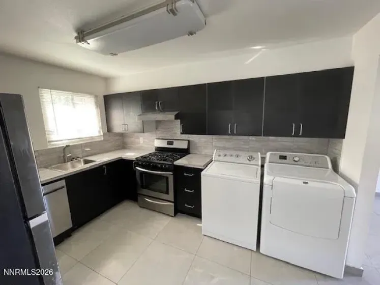 1947 H, Sparks, Nevada 89431, ,Residential Income,Residential,H,260001826