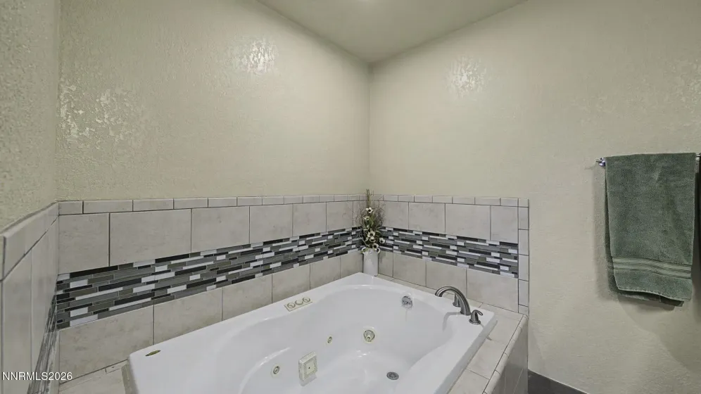 150 Old Washoe, Washoe Valley, Nevada 89704, 4 Bedrooms Bedrooms, ,3 BathroomsBathrooms,Residential,Residential,Old Washoe,260001827