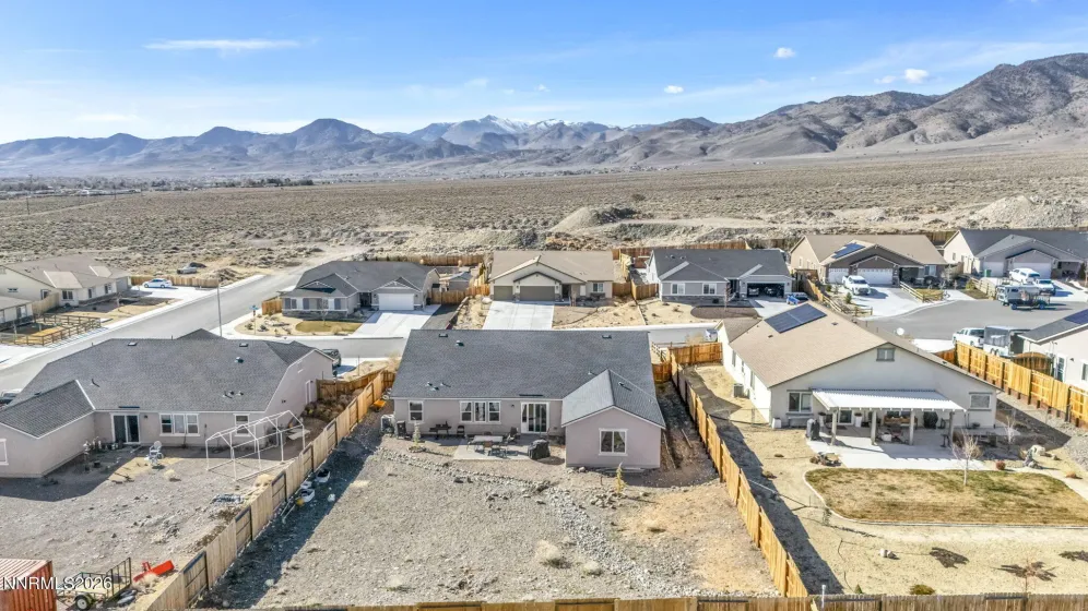 369 Redwall, Dayton, Nevada 89403, 4 Bedrooms Bedrooms, ,3 BathroomsBathrooms,Residential,Residential,Redwall,260001829