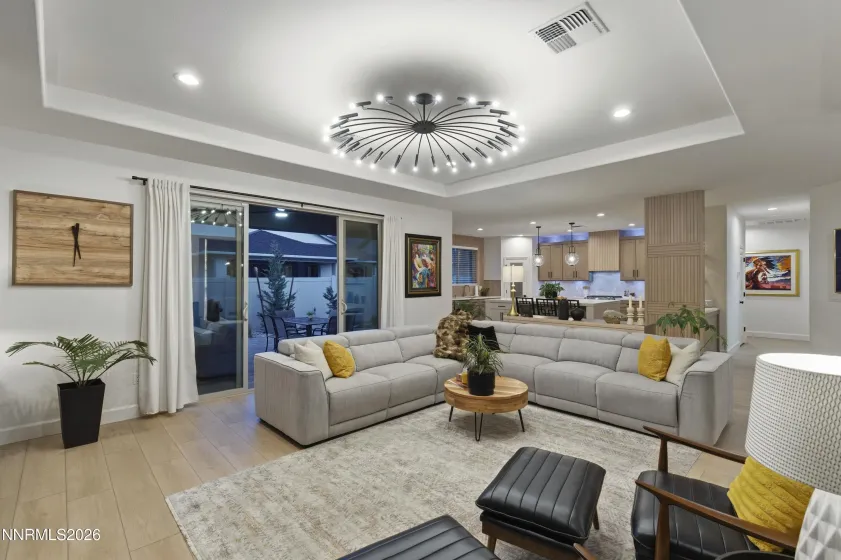 11238 Grazing Cattle, Reno, Nevada 89521, 4 Bedrooms Bedrooms, ,4 BathroomsBathrooms,Residential,Residential,Grazing Cattle,260001839