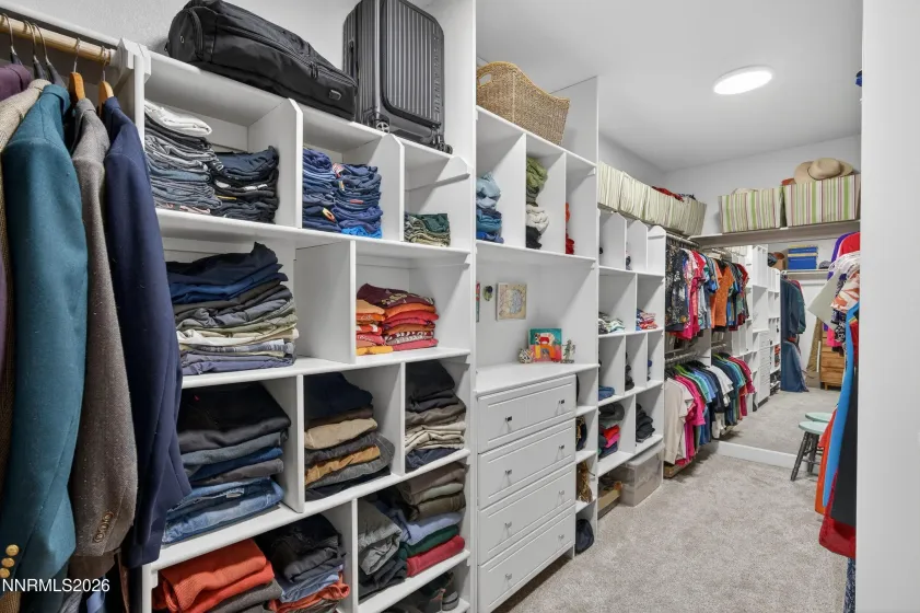 11238 Grazing Cattle, Reno, Nevada 89521, 4 Bedrooms Bedrooms, ,4 BathroomsBathrooms,Residential,Residential,Grazing Cattle,260001839