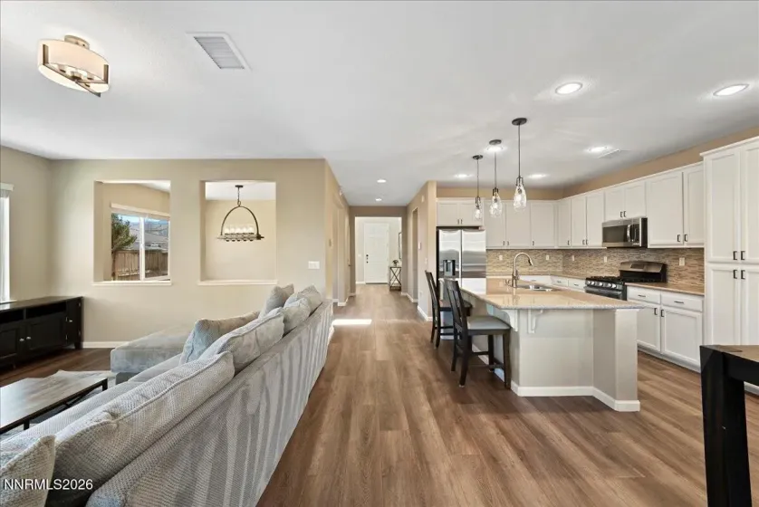 1995 Tawleed, Reno, Nevada 89521, 4 Bedrooms Bedrooms, ,4 BathroomsBathrooms,Residential,Residential,Tawleed,260001848