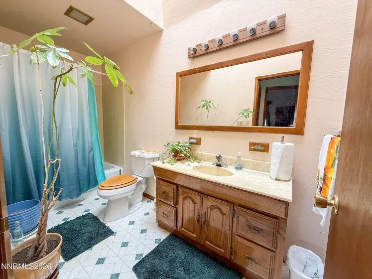 394 N, Hawthorne, Nevada 89415, 3 Bedrooms Bedrooms, ,2 BathroomsBathrooms,Residential,Residential,N,260001849