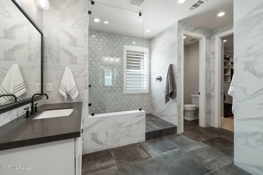 5518 Dapplegray, Reno, Nevada 89511, 2 Bedrooms Bedrooms, ,3 BathroomsBathrooms,Residential,Residential,Dapplegray,260001853