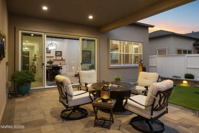 5518 Dapplegray, Reno, Nevada 89511, 2 Bedrooms Bedrooms, ,3 BathroomsBathrooms,Residential,Residential,Dapplegray,260001853