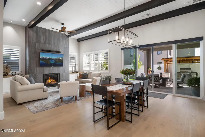 5518 Dapplegray, Reno, Nevada 89511, 2 Bedrooms Bedrooms, ,3 BathroomsBathrooms,Residential,Residential,Dapplegray,260001853