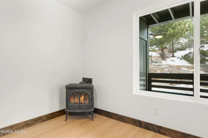 307 Galaxy, Stateline, Nevada 89449, 2 Bedrooms Bedrooms, ,1 BathroomBathrooms,Residential,Residential,Galaxy,260001855