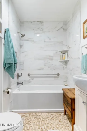 1451 Douglas, Gardnerville, Nevada 89410, 3 Bedrooms Bedrooms, ,2 BathroomsBathrooms,Residential,Residential,Douglas,260001857