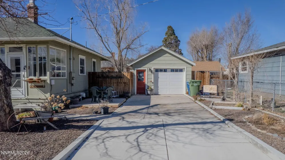 1451 Douglas, Gardnerville, Nevada 89410, 3 Bedrooms Bedrooms, ,2 BathroomsBathrooms,Residential,Residential,Douglas,260001857