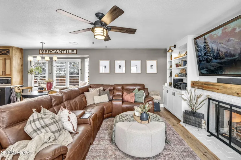 55 Nives, Spanish Springs, Nevada 89441, 4 Bedrooms Bedrooms, ,2 BathroomsBathrooms,Residential,Residential,Nives,260001860