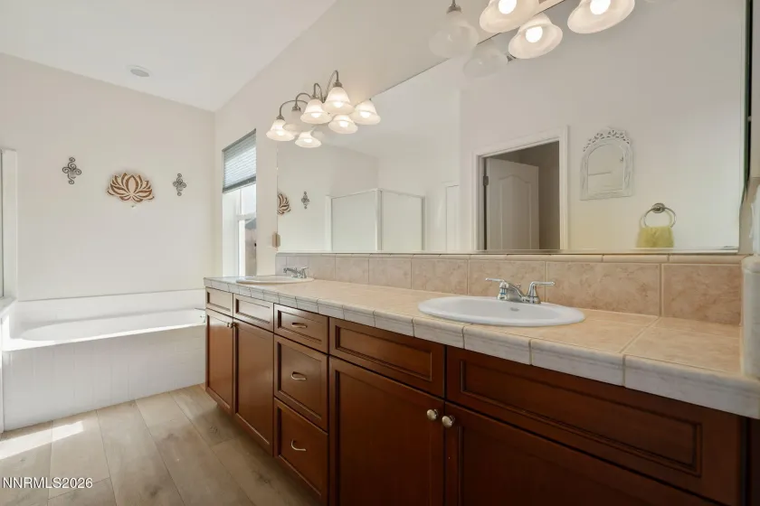 1722 Blue Oak, Fernley, Nevada 89408, 3 Bedrooms Bedrooms, ,2 BathroomsBathrooms,Residential,Residential,Blue Oak,260001869