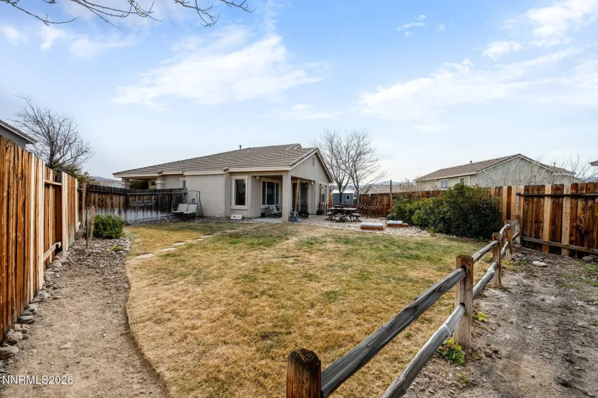 1722 Blue Oak, Fernley, Nevada 89408, 3 Bedrooms Bedrooms, ,2 BathroomsBathrooms,Residential,Residential,Blue Oak,260001869