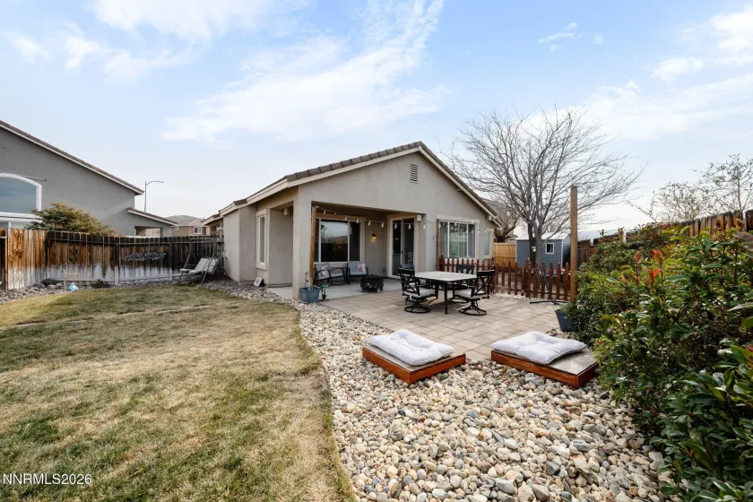 1722 Blue Oak, Fernley, Nevada 89408, 3 Bedrooms Bedrooms, ,2 BathroomsBathrooms,Residential,Residential,Blue Oak,260001869