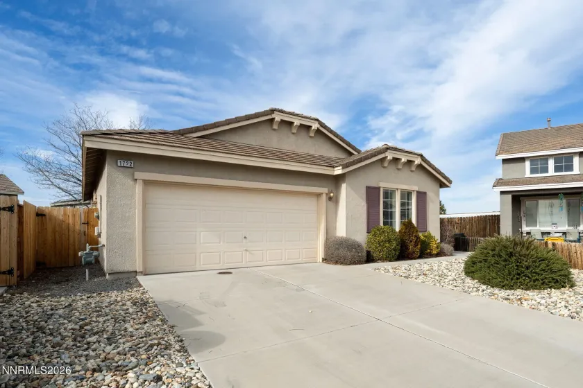 1722 Blue Oak, Fernley, Nevada 89408, 3 Bedrooms Bedrooms, ,2 BathroomsBathrooms,Residential,Residential,Blue Oak,260001869