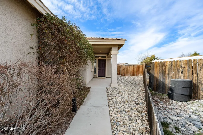 1722 Blue Oak, Fernley, Nevada 89408, 3 Bedrooms Bedrooms, ,2 BathroomsBathrooms,Residential,Residential,Blue Oak,260001869